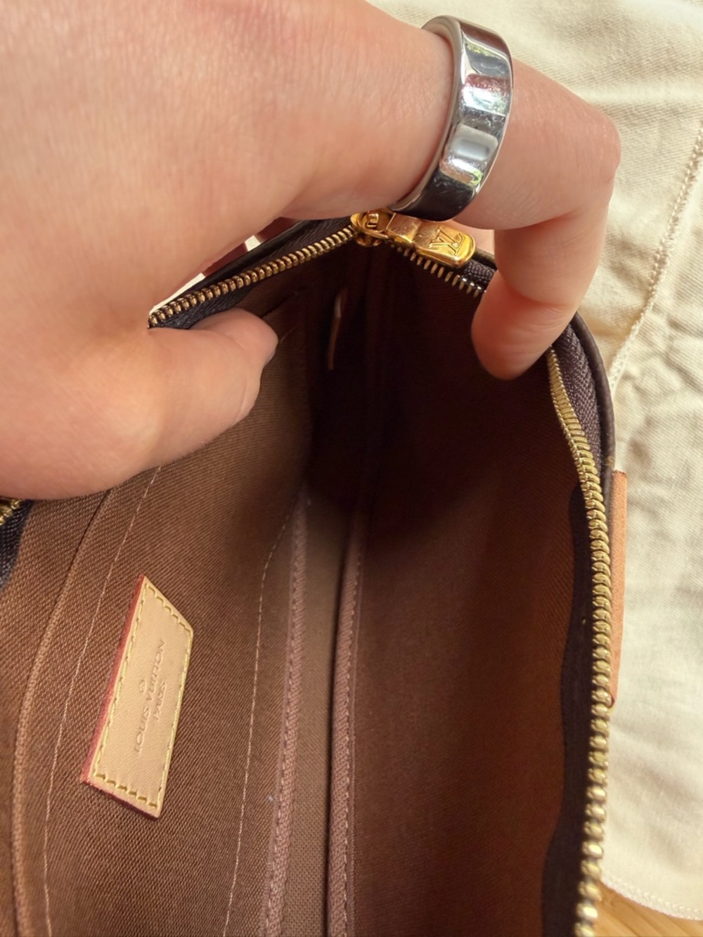 Pre-Loved Louis Vuitton Monogram Multi Pochette Accessoires Light Pink - Picture 7 of 16